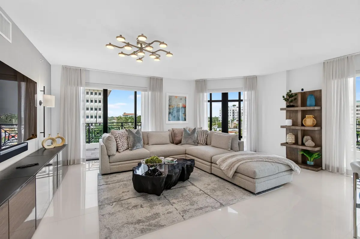 113-web-or-mls-DSC_4360_reduced-shine at 200 E Palmetto Park Road 505, Boca Raton