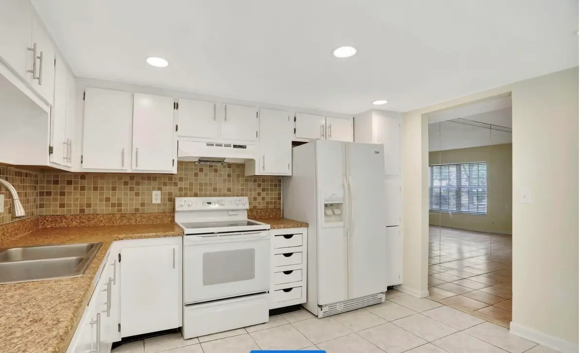 5238a25ce482893f07ab987fdc12a3228cd47b1b at 3056 RIVERSIDE Drive 6C, Coral Springs