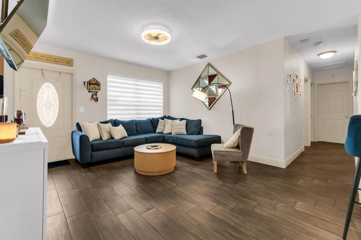 7360 ARTHUR Street, Hollywood, FL – photo 8