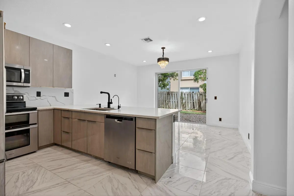 202510082140- at 4083 LAKE TAHOE Circle, West Palm Beach
