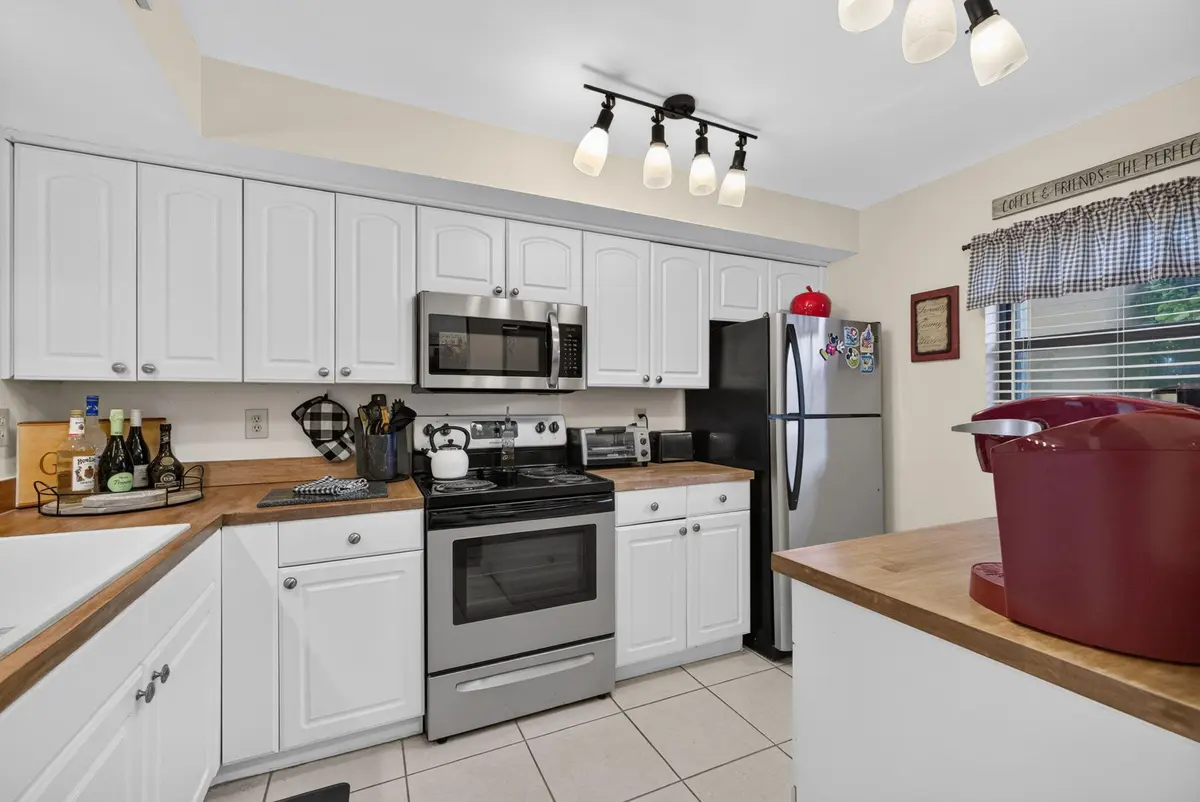 11-web-or-mls-3A5A2308 at 7410 S OCEAN 108, Jensen Beach