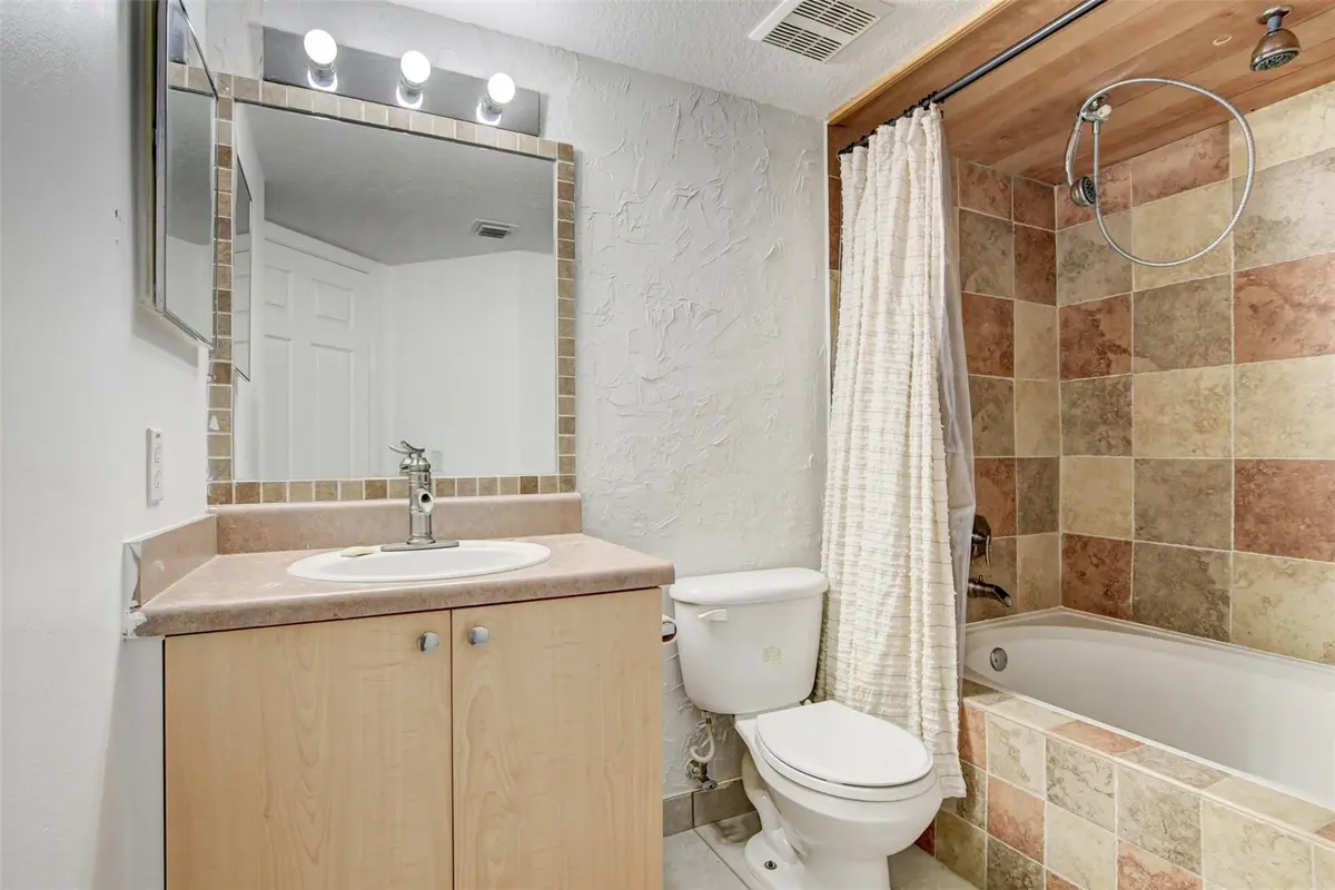Bathroom at 224 VILLA Circle 224, Boynton Beach