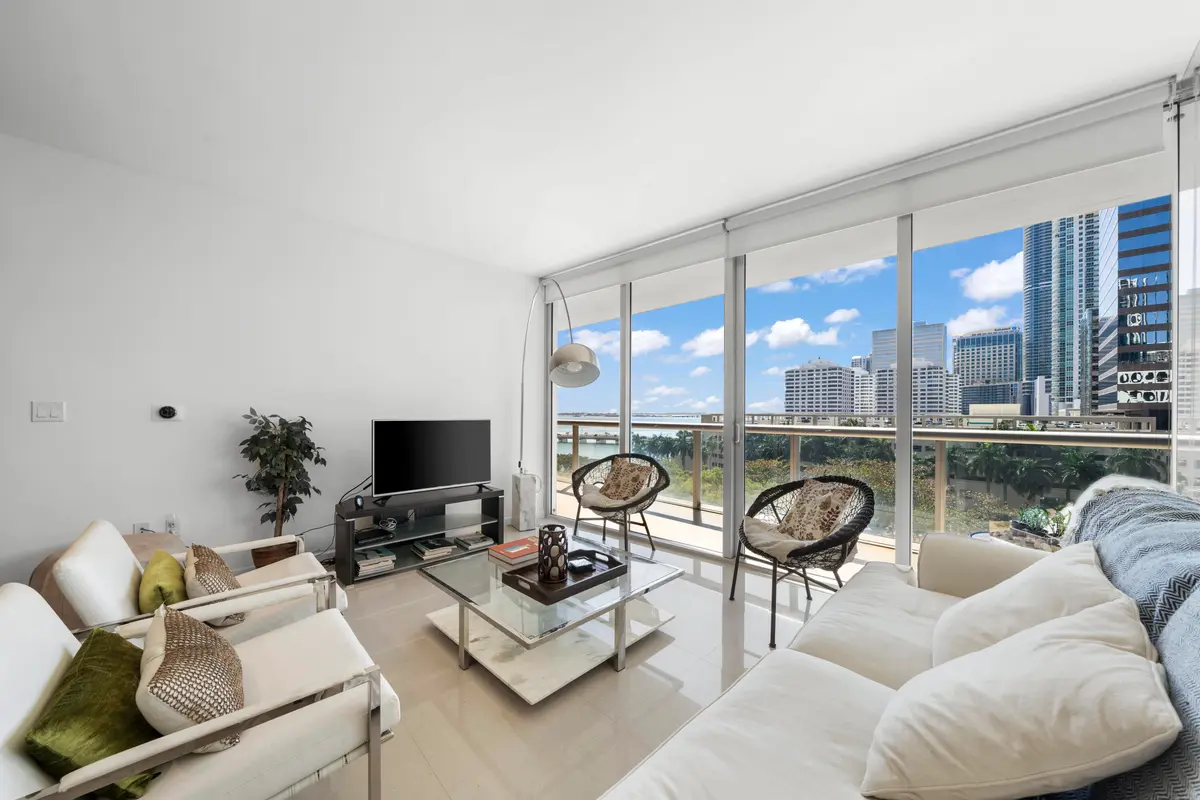 11-print-A7407759 at 495 BRICKELL Avenue 811, Miami