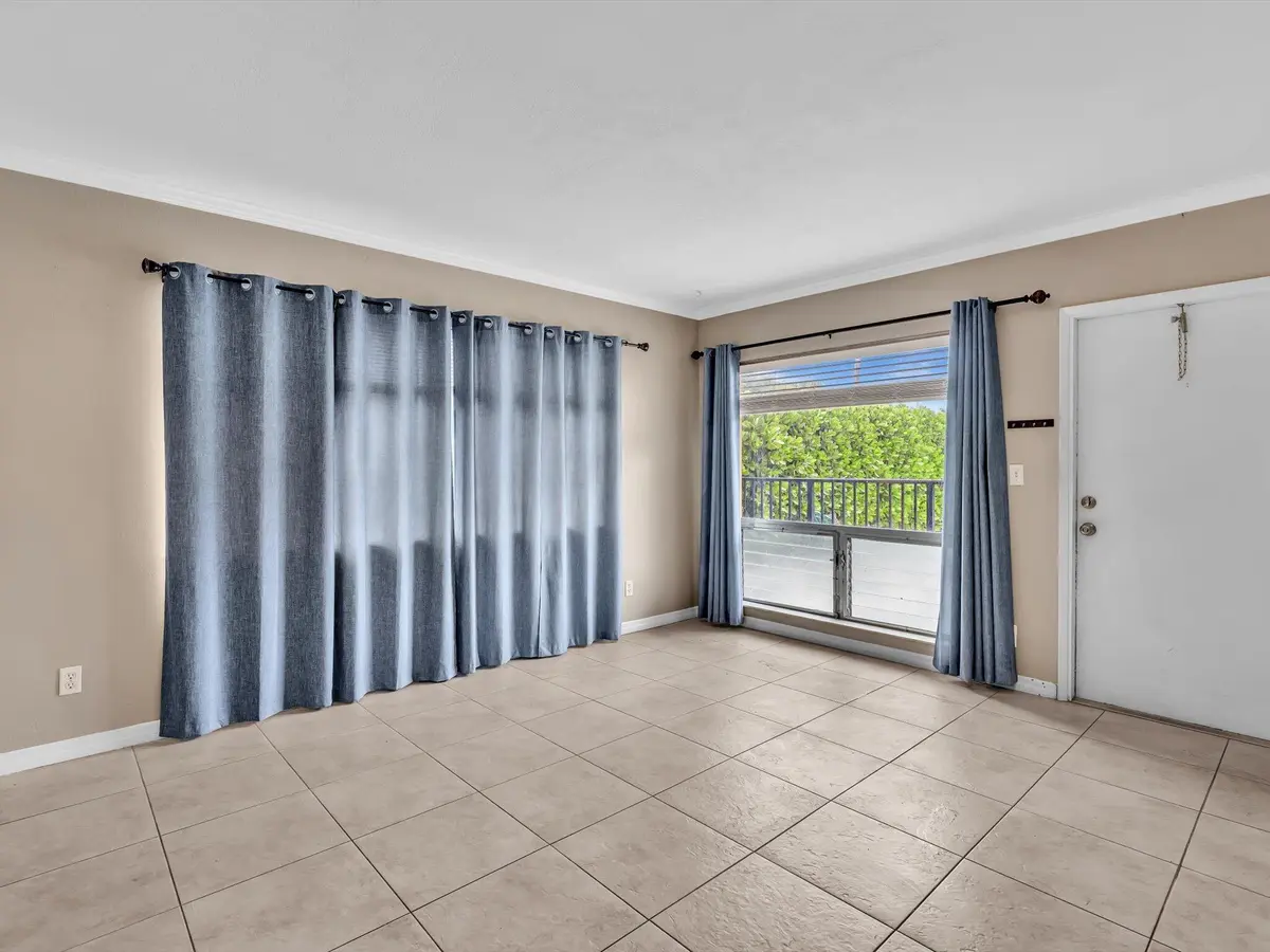 08-FPP00276 at 2190 SE 5TH Street 1-A, Pompano Beach