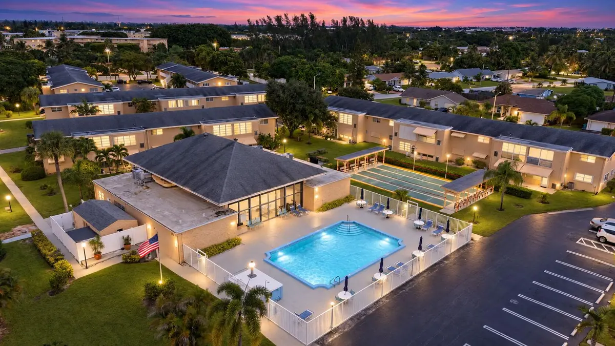 2-web-or-mls-AE96558B-D368-48BF-B2B2-11B at 2192 NE 1ST Way 102, Boynton Beach
