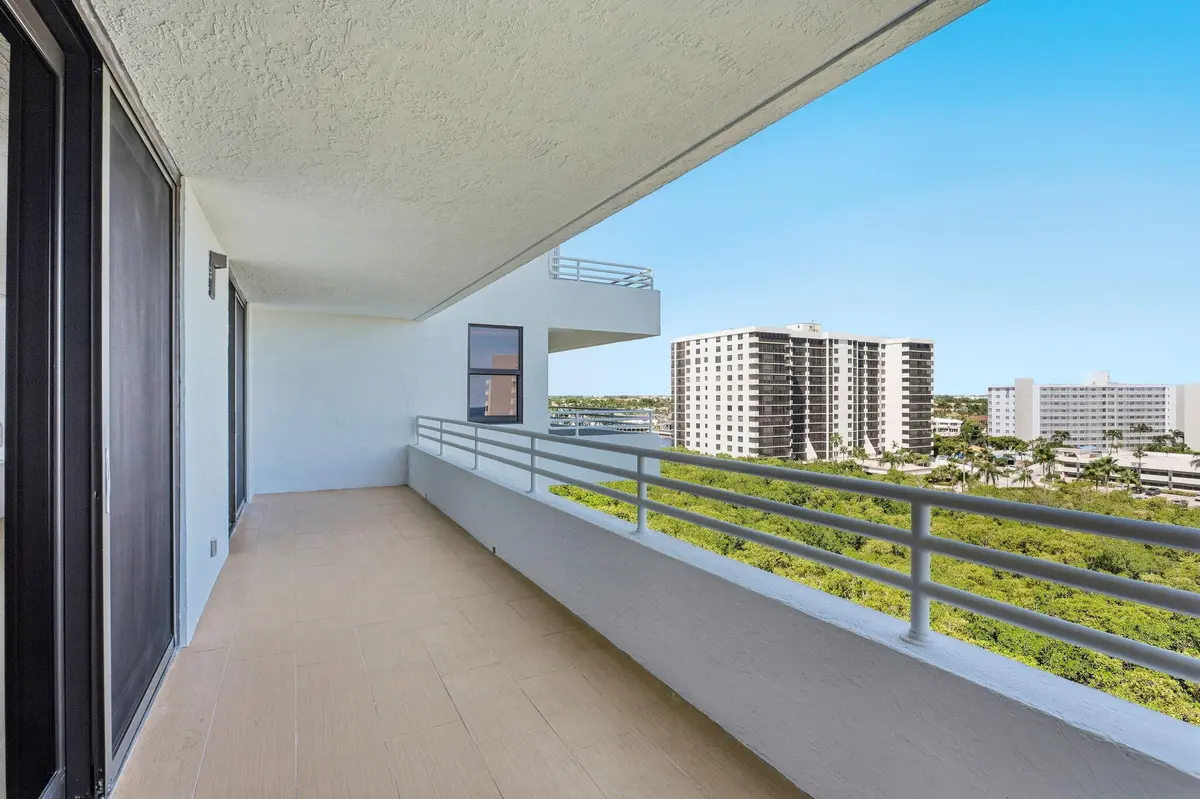 30-web-or-mls-029_0E2A1438 at 3450 S OCEAN Boulevard 905, Highland Beach