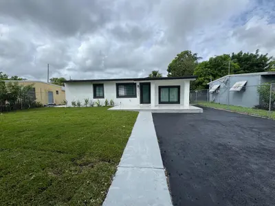 1031 NW 10TH Avenue, Fort Lauderdale – Single Family Residence for sale