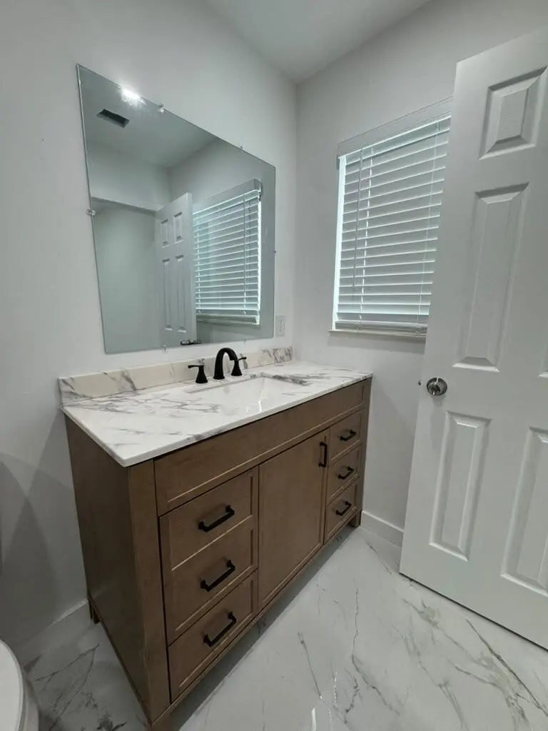 1031 NW 10TH Avenue, Fort Lauderdale, FL – photo 2