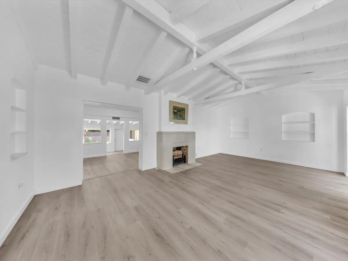 08-DSC0054 at 246 NE 103RD Street, Miami Shores