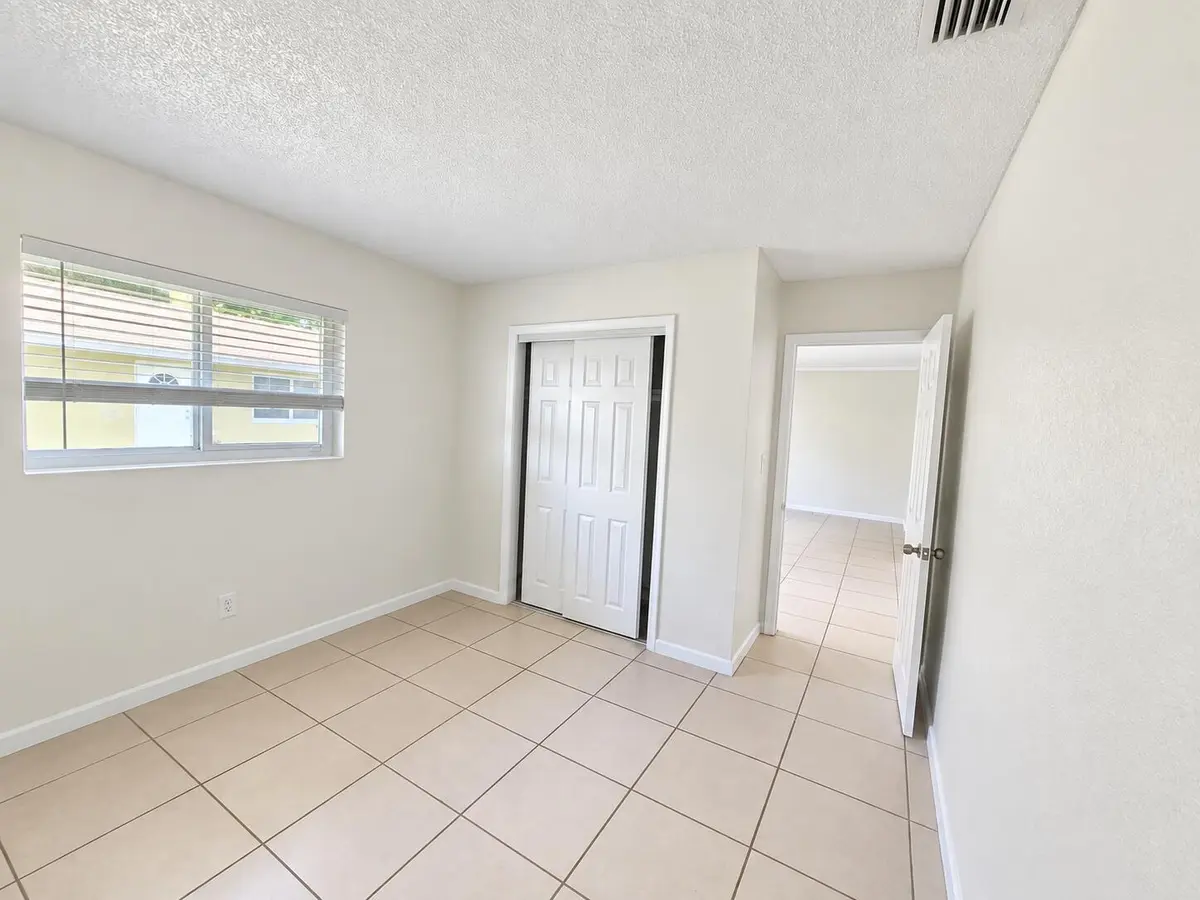 Bedroom 1 at 727 NW 1st Avenue 2, Fort Lauderdale
