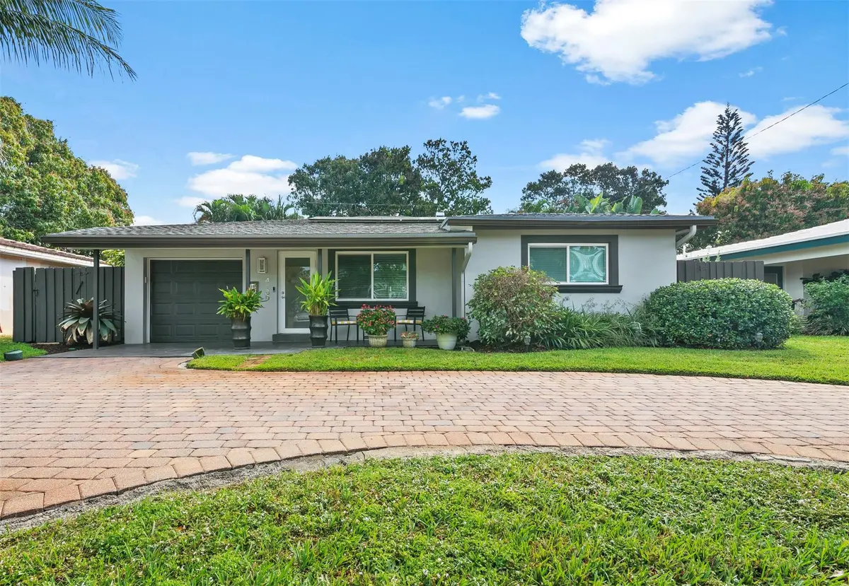 Photo 2 at 4780 NE 7TH Avenue, Oakland Park