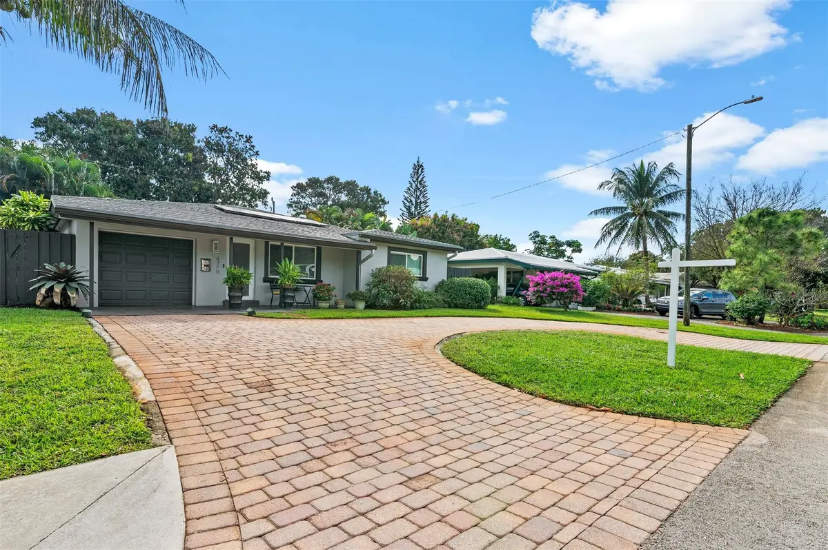 Photo 3 at 4780 NE 7TH Avenue, Oakland Park