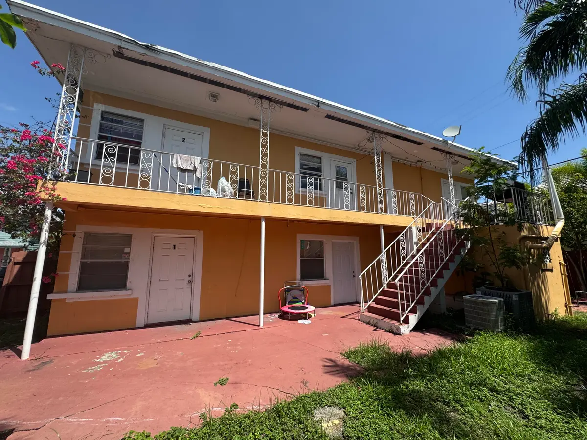 IMG_7581 at 419 3RD Avenue, Lake Worth Beach