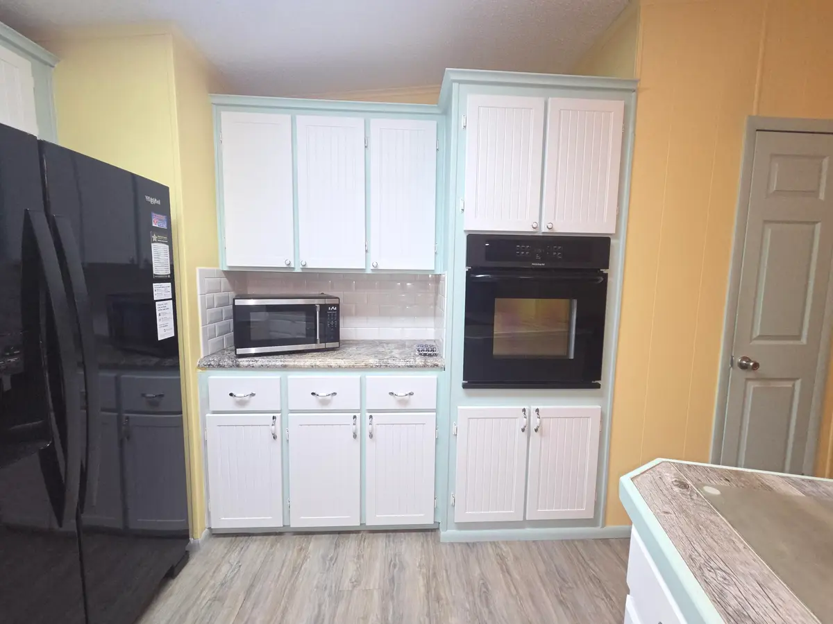 kitchen 4 at 7701 SE SHENANDOAH Drive, Hobe Sound