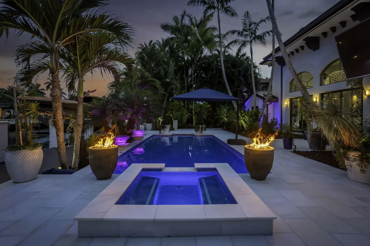 22-web-or-mls-0E2A0558-HDR at 210 NURMI Drive, Fort Lauderdale
