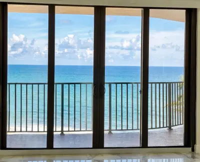 3610 S Ocean Boulevard 409, South Palm Beach – Condominium for sale