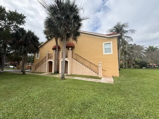 IMG_5075 at 4280 San Marino Boulevard 107, West Palm Beach