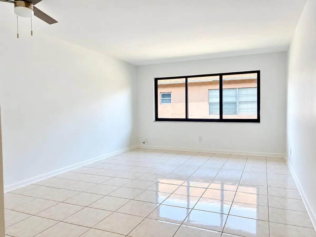 97A1E885-1602-41BA-90D7-4336D53F2E70 at 305 SE 9TH Avenue 15, Pompano Beach