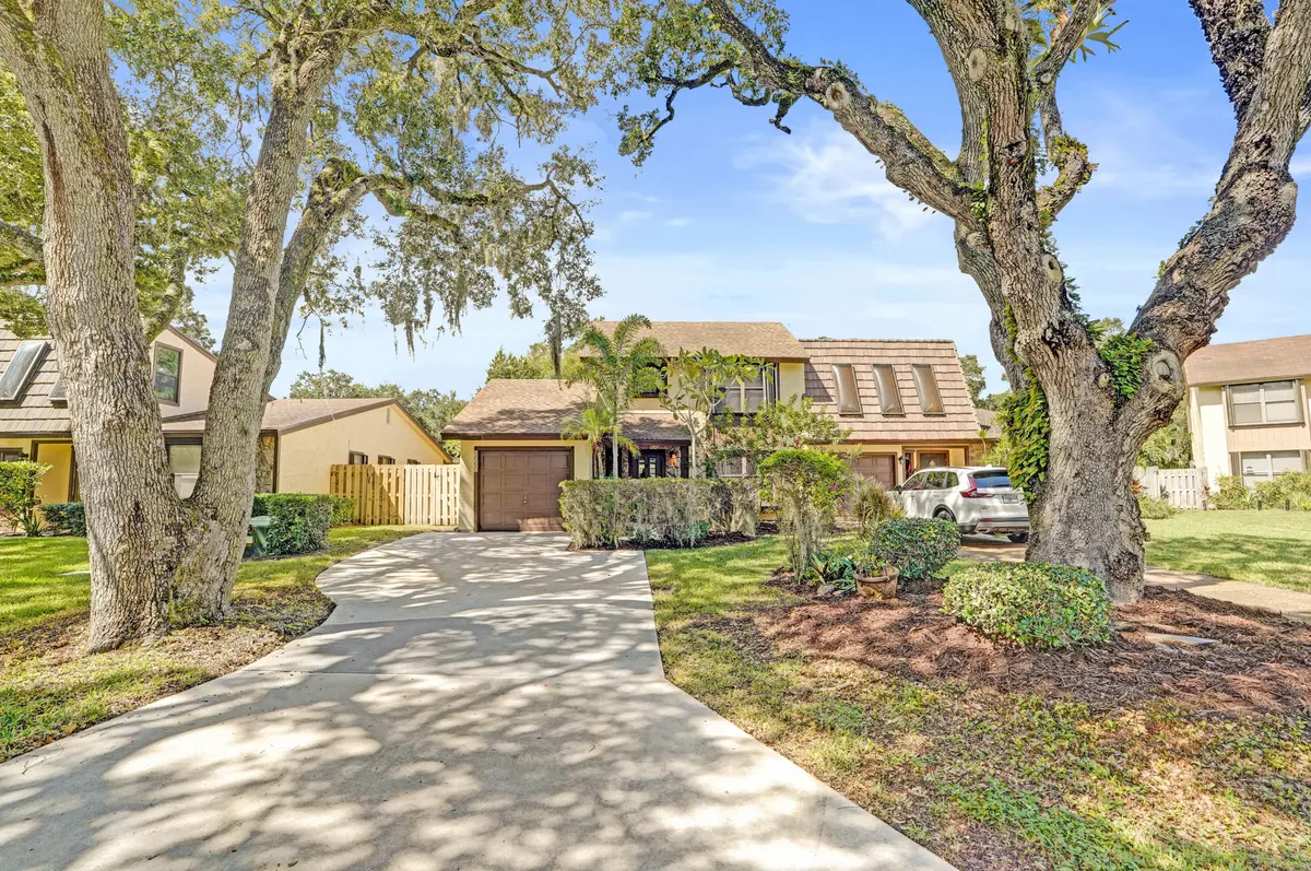 DSC06918 at 1065 RAINTREE Lane, Palm Beach Gardens