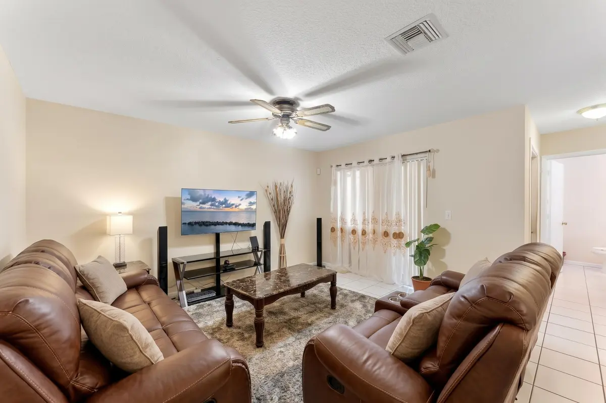 2324 LENA Lane, West Palm Beach, FL – photo 2