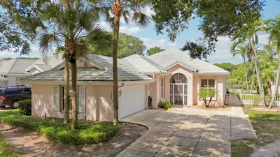7508 SE Autumn Lane, Hobe Sound – Single Family Residence for sale