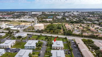 100 SOUTH Boulevard 2A, Boynton Beach – Condominium for rent