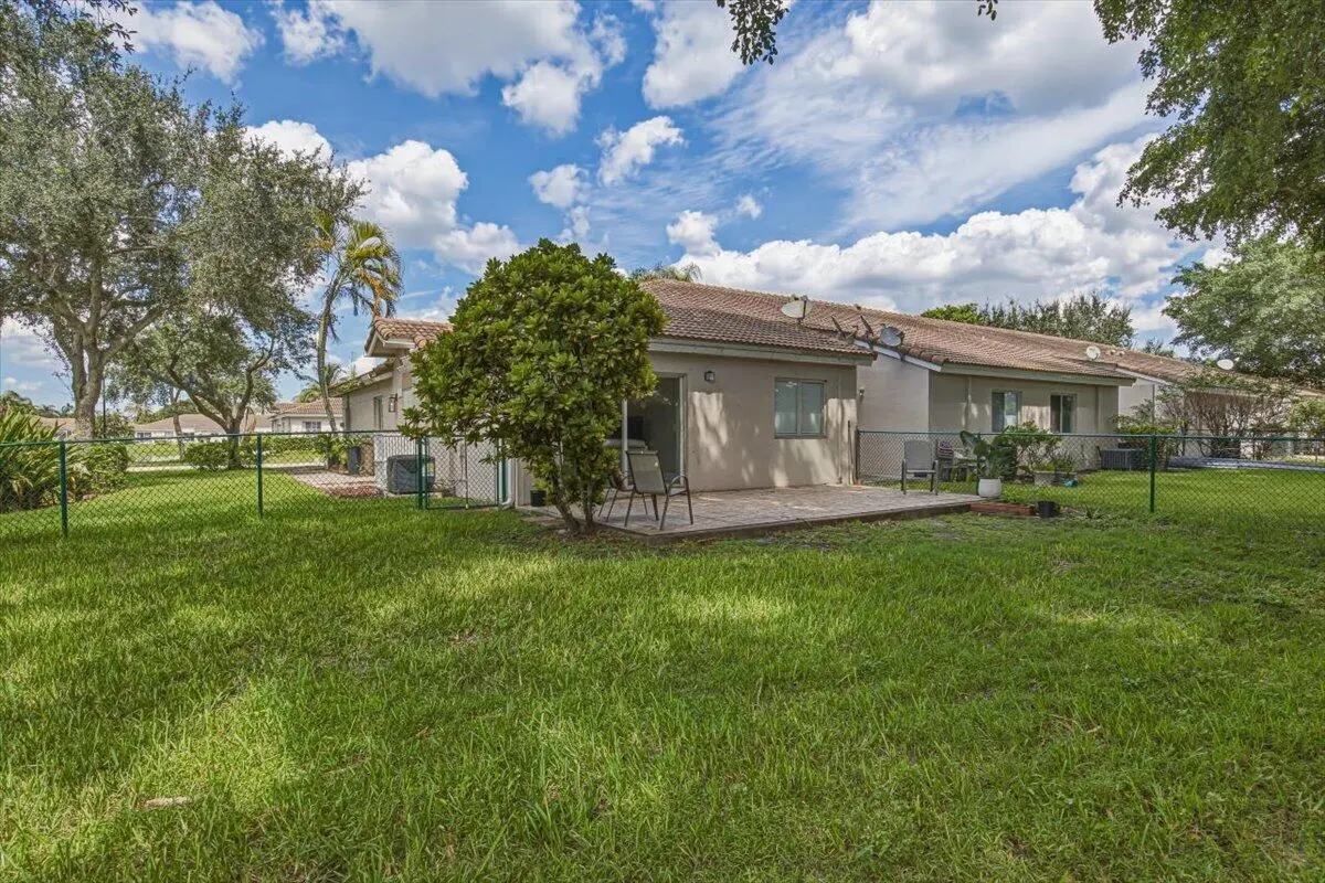 CR7 at 11700 SW 19th Street, Miramar