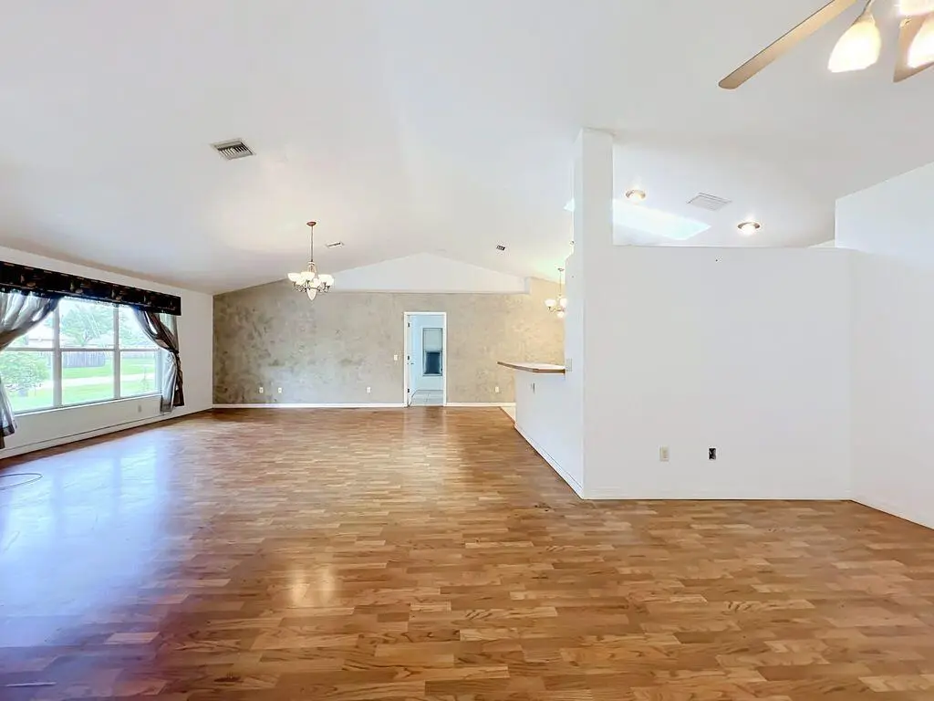 6lDXDVmg at 2281 SW Grosspoint Street, Port St. Lucie