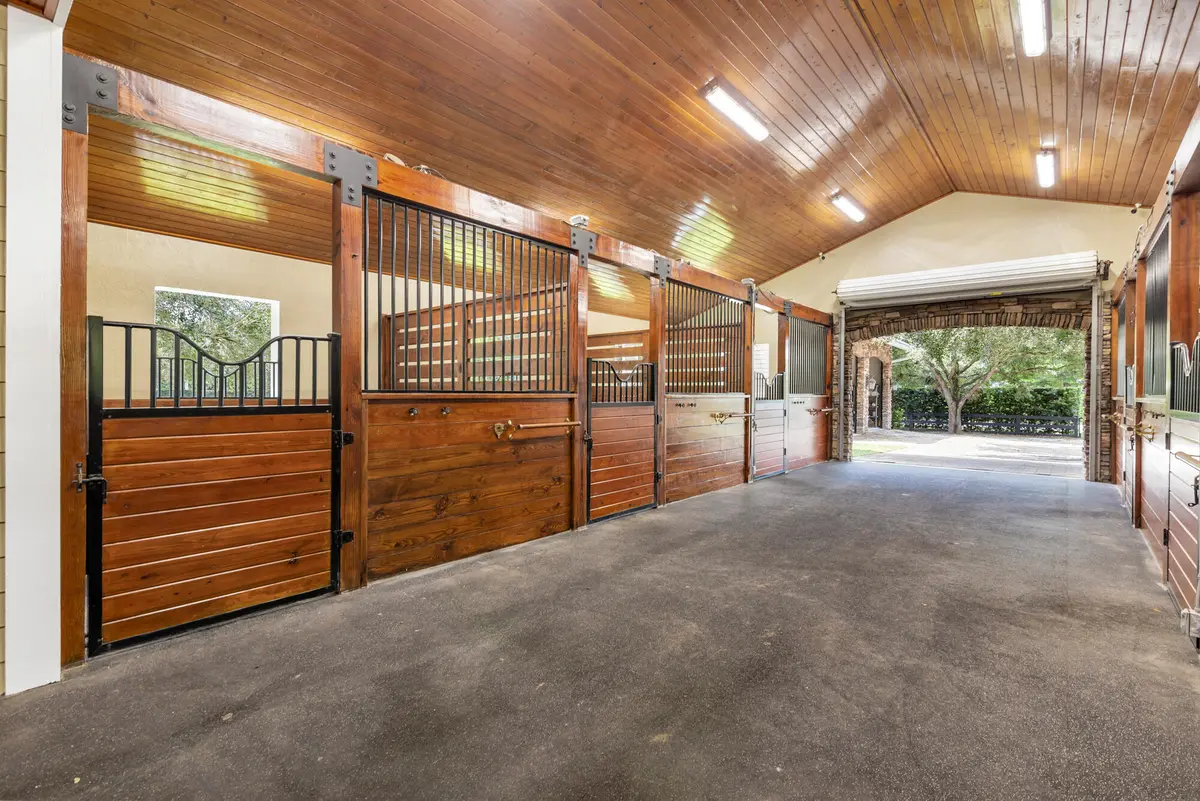 low-20 at 14366 BELMONT Trace, Wellington