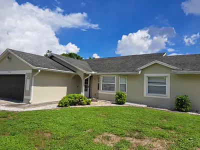 3761 SW Jack Street, Port St. Lucie – Single Family Residence for sale