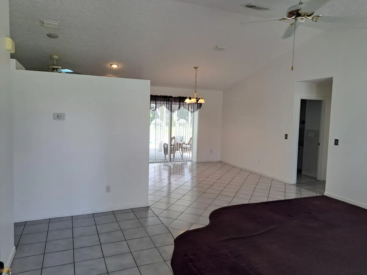 b11 at 3761 SW Jack Street, Port St. Lucie