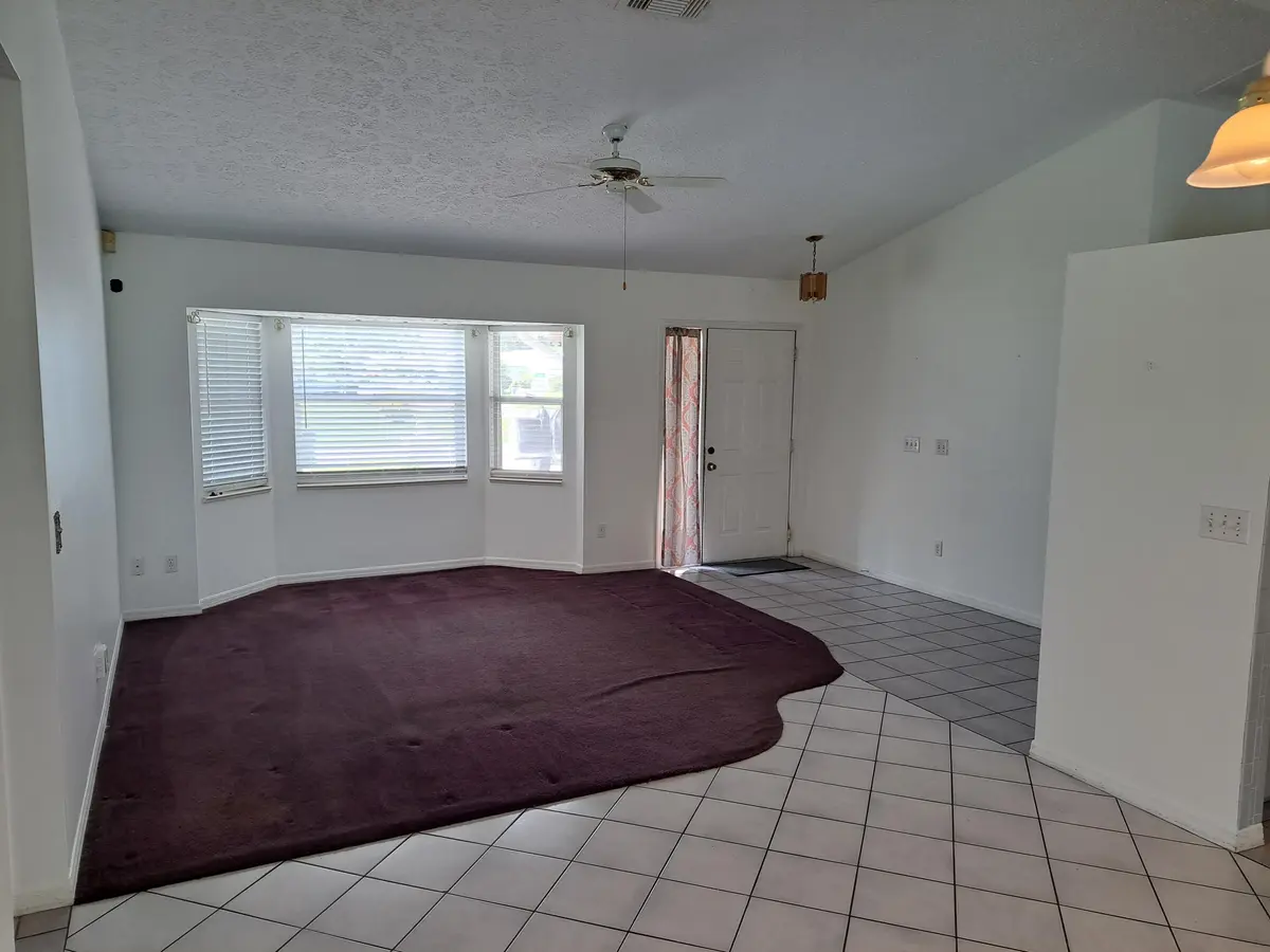 b14 at 3761 SW Jack Street, Port St. Lucie