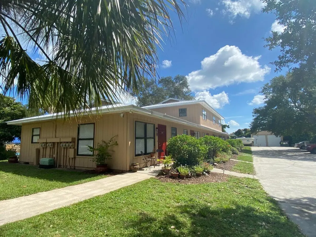 20251118222735645257000000-o at 958 Louisiana Avenue, Sebastian