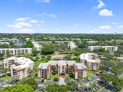 1900 SABAL PALM Drive 205, Davie – Condominium for sale