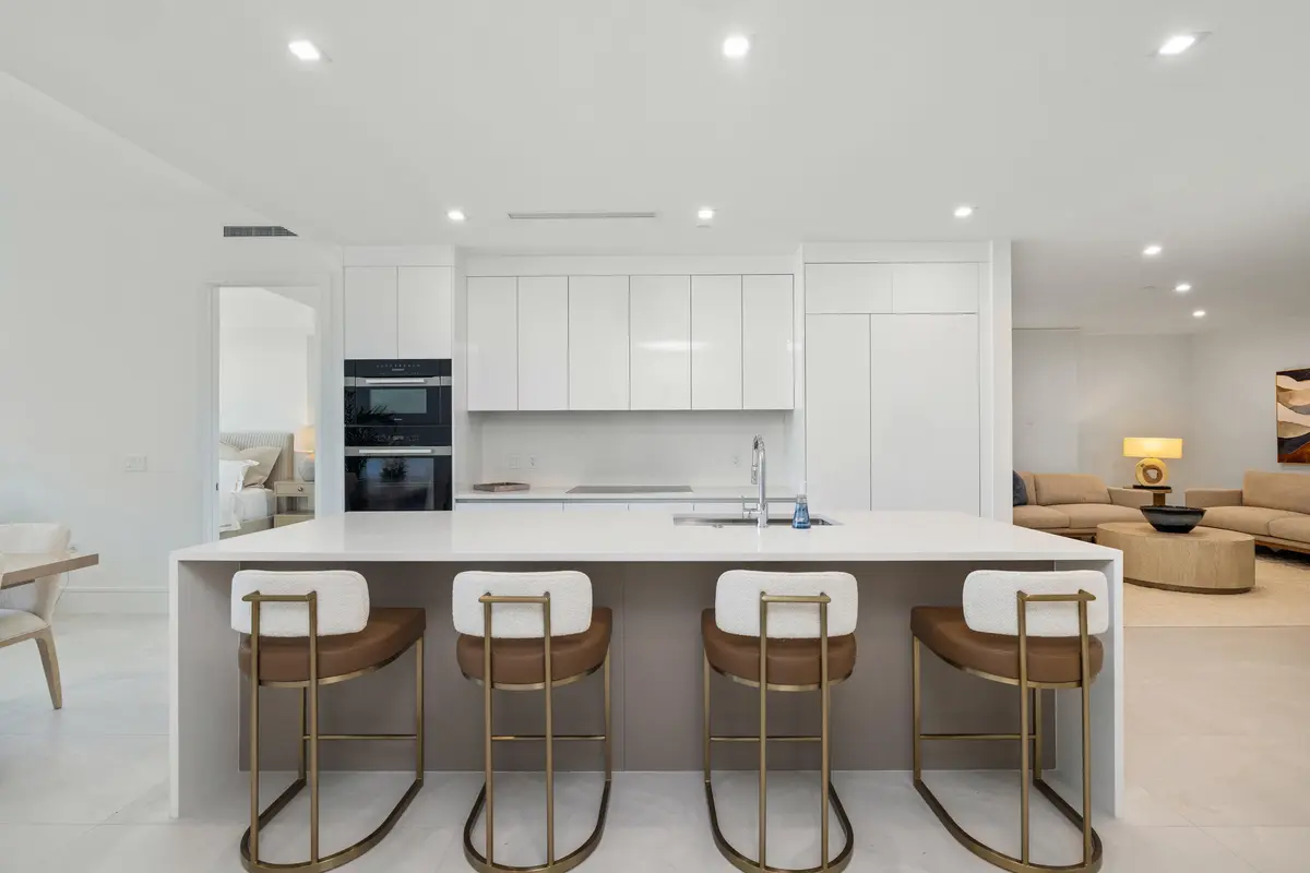 Kitchen at 220 Lake Shore Drive 704, Lake Park