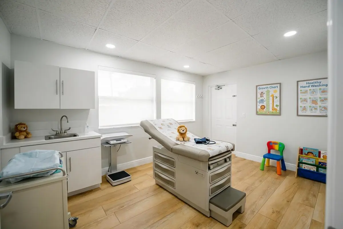 M360 office staging 10 at 2135 S Congress Avenue, Palm Springs