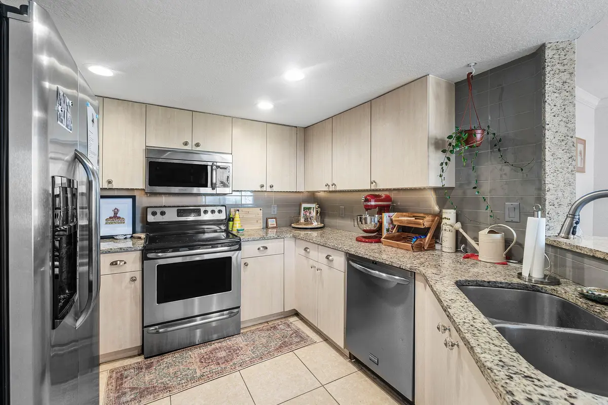 005-1801NorthFlaglerDrive-716-WestPalmBe at 1801 N Flagler Drive 716, West Palm Beach