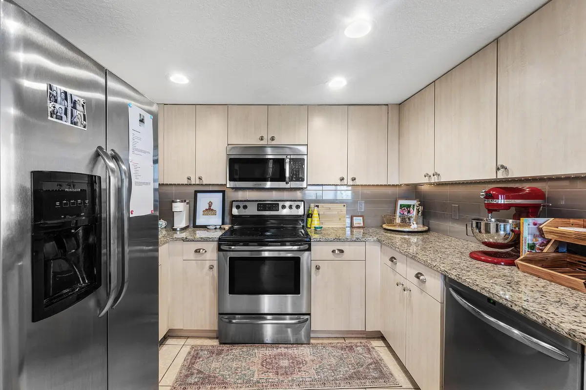 006-1801NorthFlaglerDrive-716-WestPalmBe at 1801 N Flagler Drive 716, West Palm Beach
