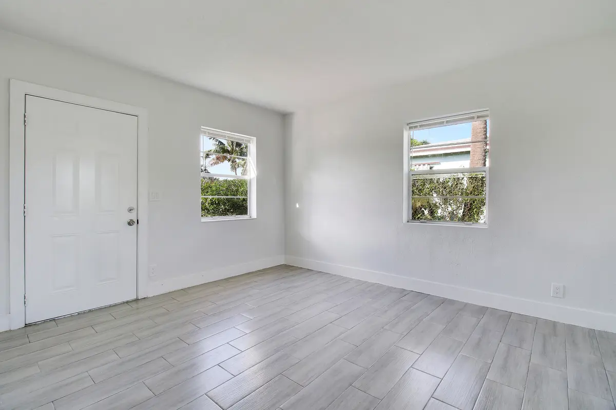 Living Room at 400 W 15TH Street, Riviera Beach