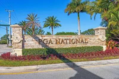 286 Cypress Point Drive, Palm Beach Gardens – Condominium for sale