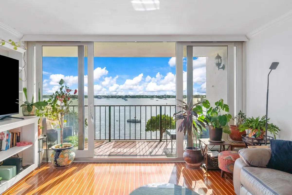 Waterfront at 5600 N Flagler Drive 409, West Palm Beach
