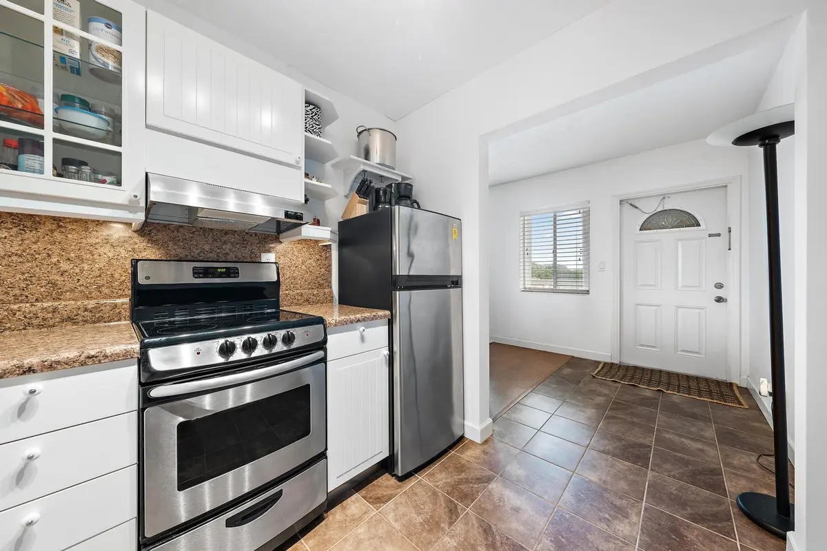 2381 Sunset Ave 306-8 at 2381 Sunset Avenue 306, Lake Worth Beach