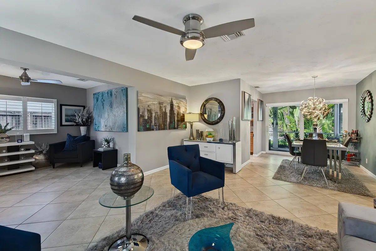 elliot-36 at 1931 NW 38th Street, Oakland Park