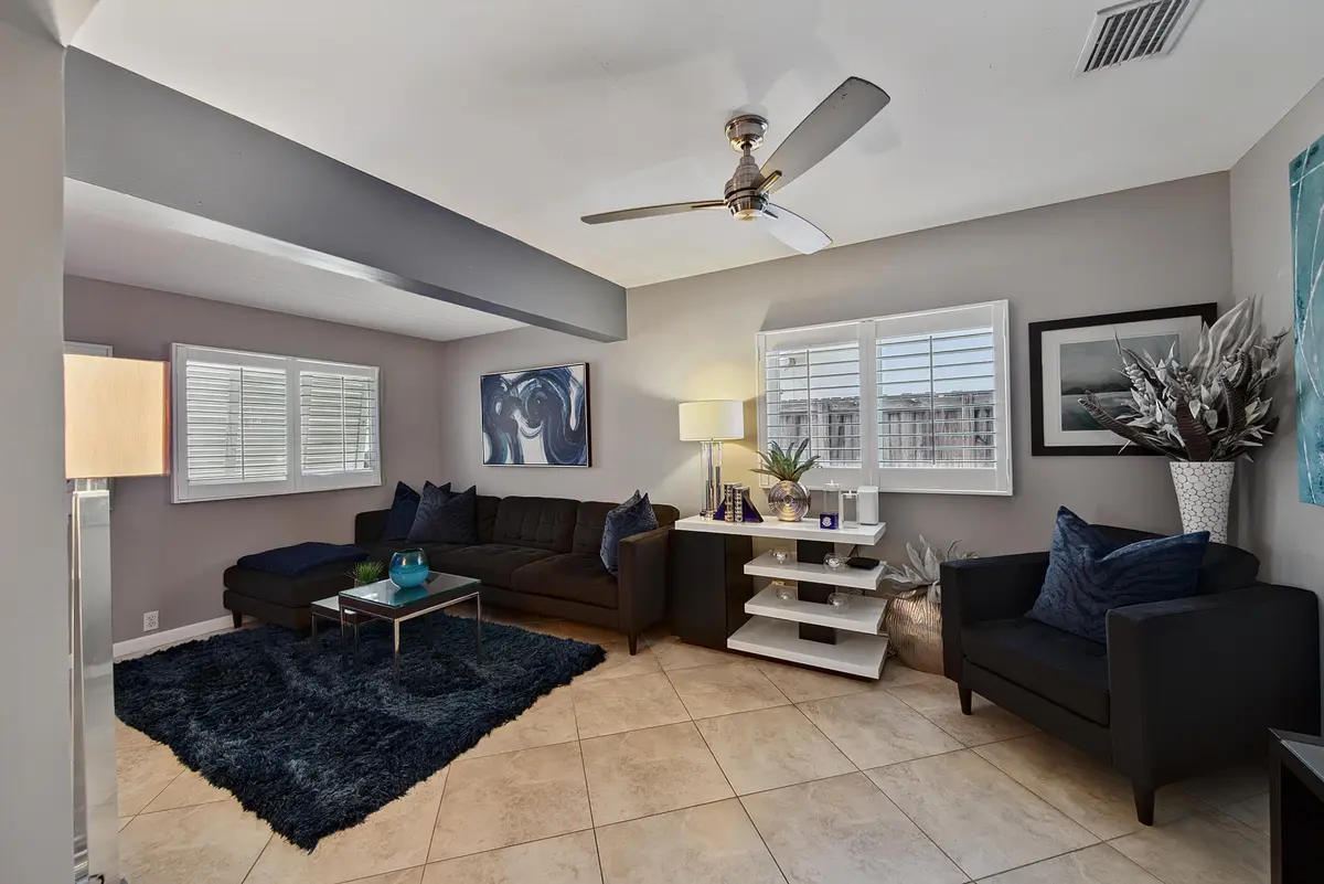 elliot-37 at 1931 NW 38th Street, Oakland Park