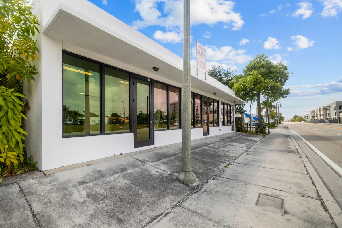 6B0A3753 at 1808/1810/1812 N Dixie Highway, Lake Worth Beach