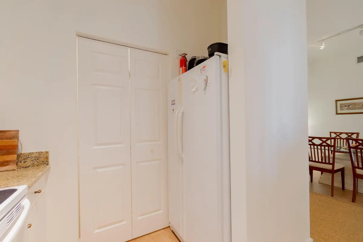 9-web-or-mls-DSC00385 at 11760 Saint Andrews Place 304, Wellington
