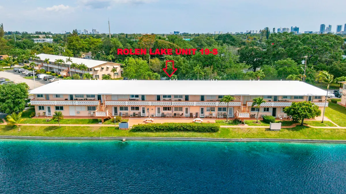 AR Media 7 copy at 900 SW 10th Terrace 19S, Hallandale Beach
