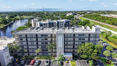 20 ROYAL PALM Way 301, Boca Raton – Condominium for rent
