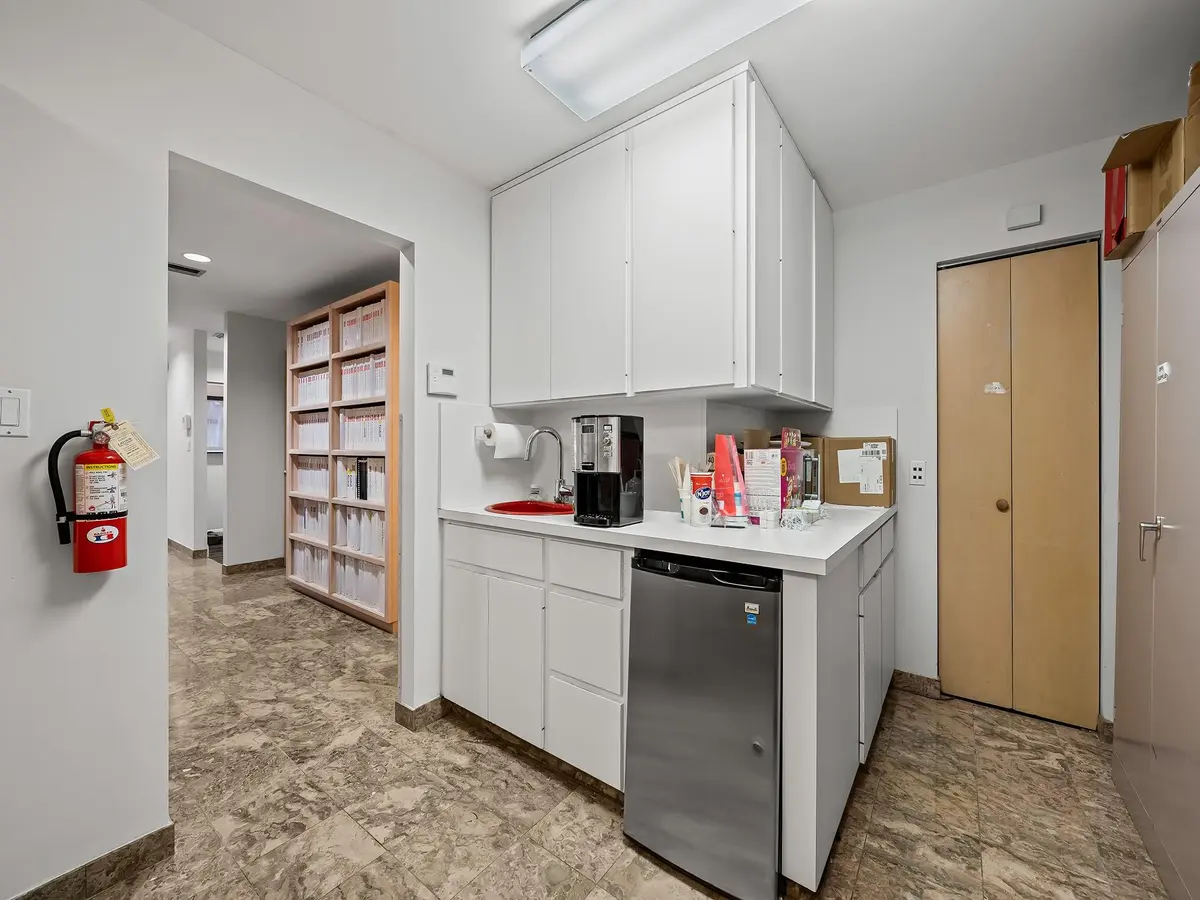 Suite D/E at 1330 SE 4TH Avenue F, Fort Lauderdale