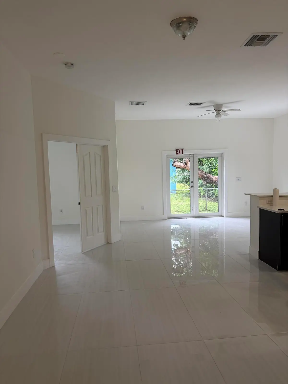 IMG_9249 at 2514 NW 4TH Court, Pompano Beach